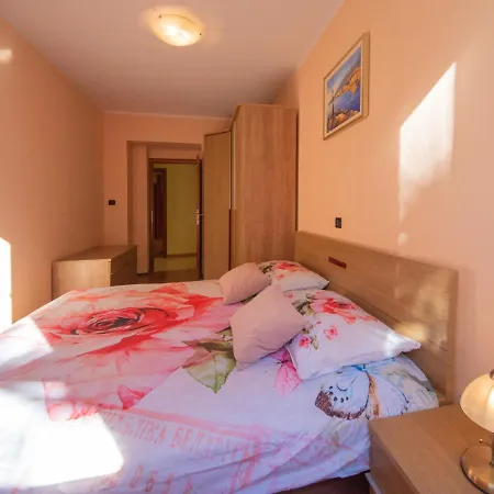 Apartman Emillia By Interhome