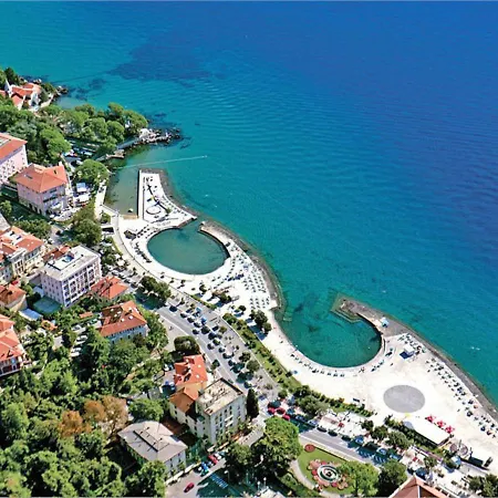 アパート Emillia By Interhome *