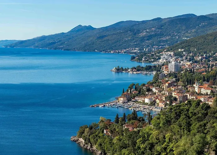 アパート Emillia By Interhome オパティヤ